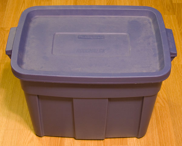 bucket-closed.jpg
