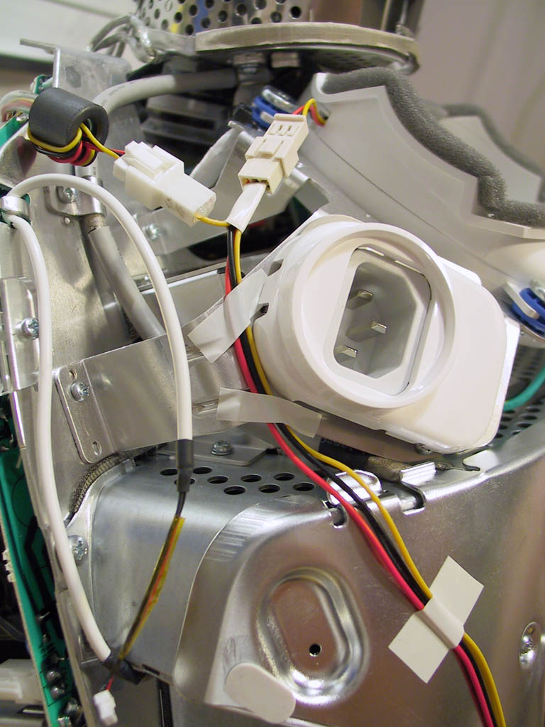 Fan cable detail