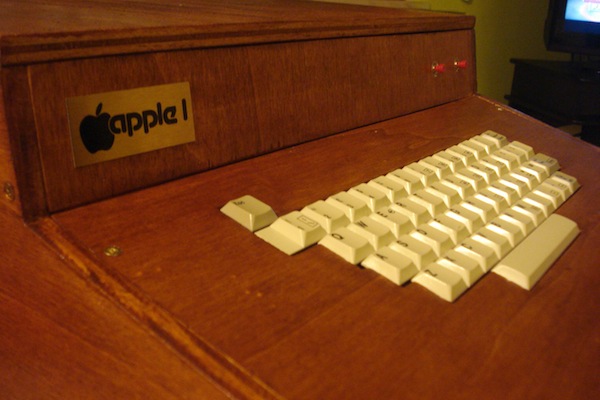 Apple 2 Logo