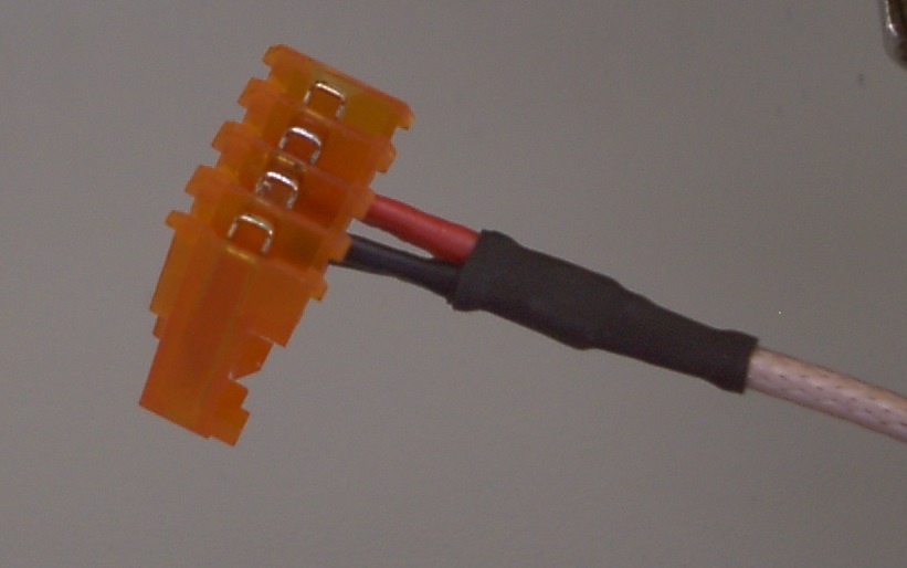 Video cable after adding / shrinking outer heat shrink tube