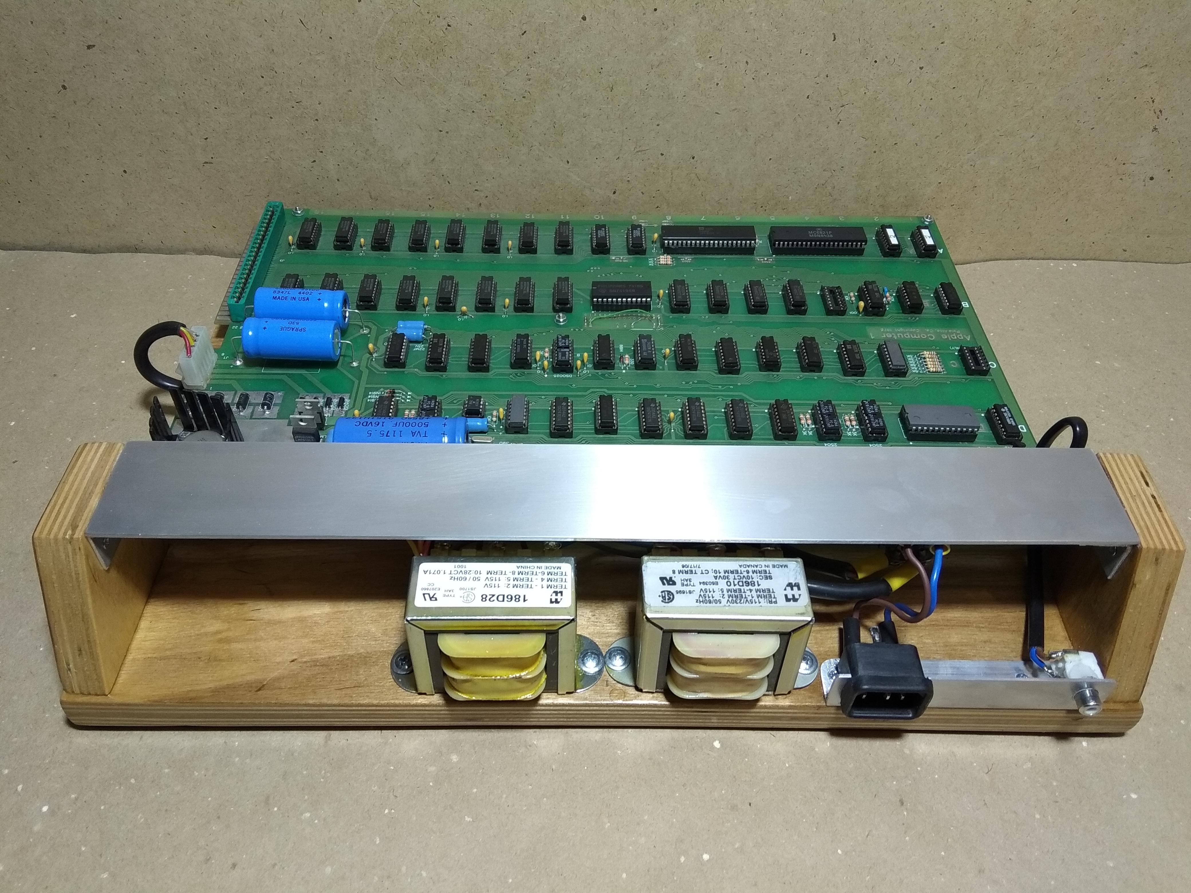 RUNNING AN APPLE-1 FROM ONE CHEAP SWITCHMODE PSU | Applefritter