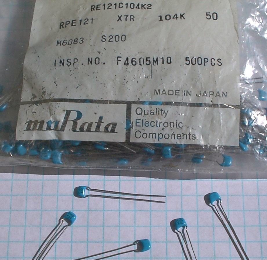MuRata multilayer capacitors, 100 nF, X7R dielectric.