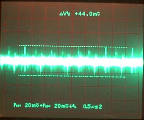 Apple IIe TAPE IN differential signal at opamp inputs, 20 MHz bandwidth