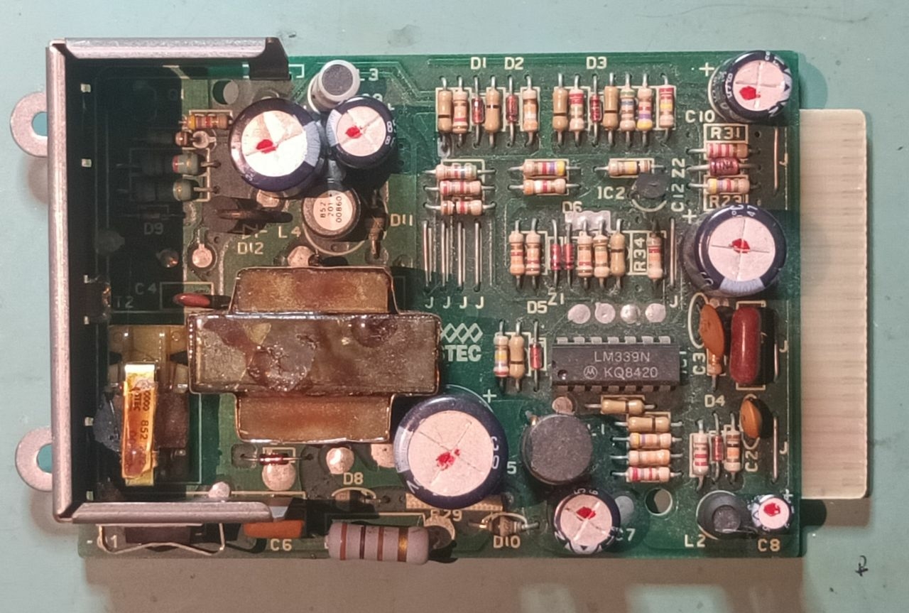 ASETEK Voltage Converter from an Apple IIc