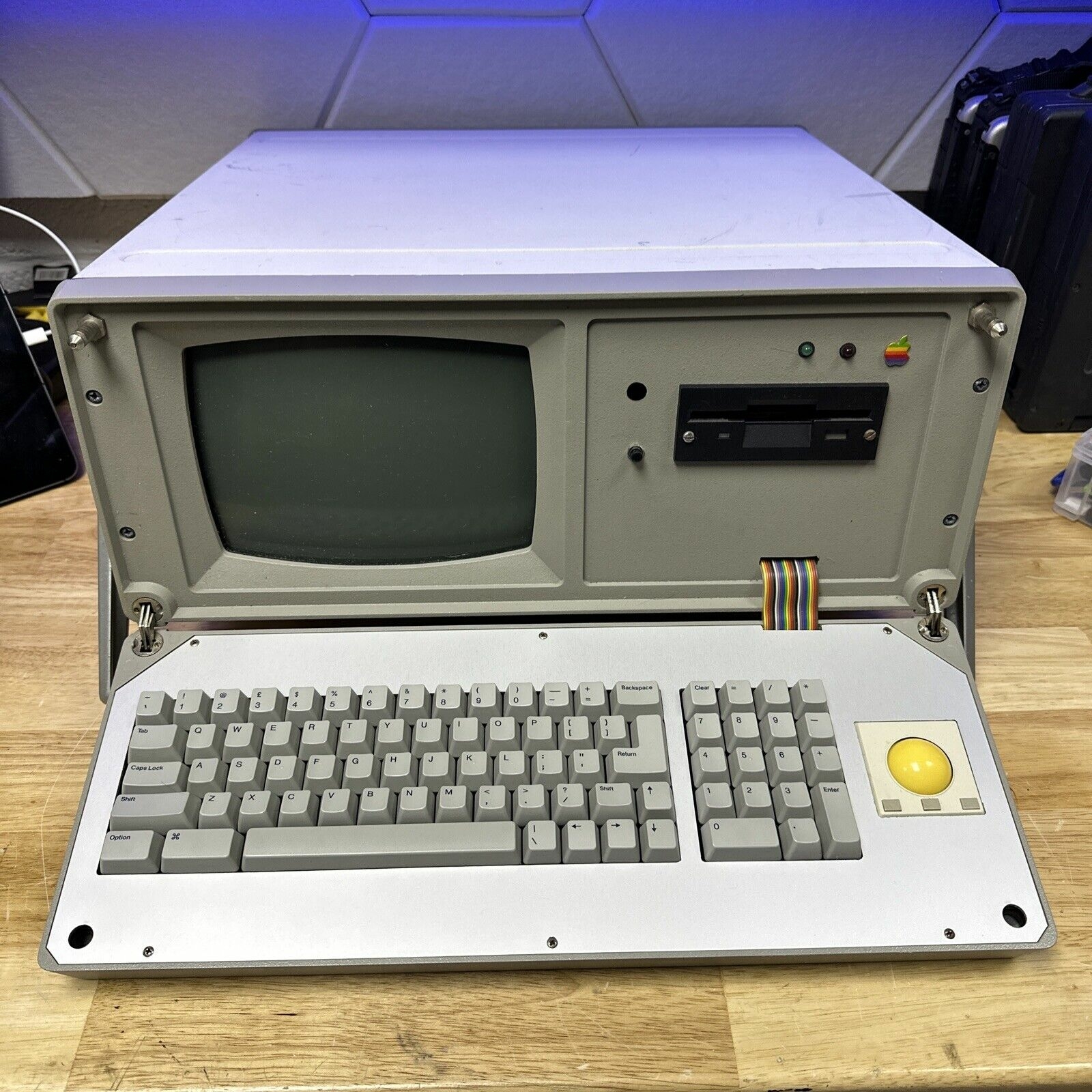 Unidentified 1986 Apple Macintosh Plus Portable / Luggable Industrial ...