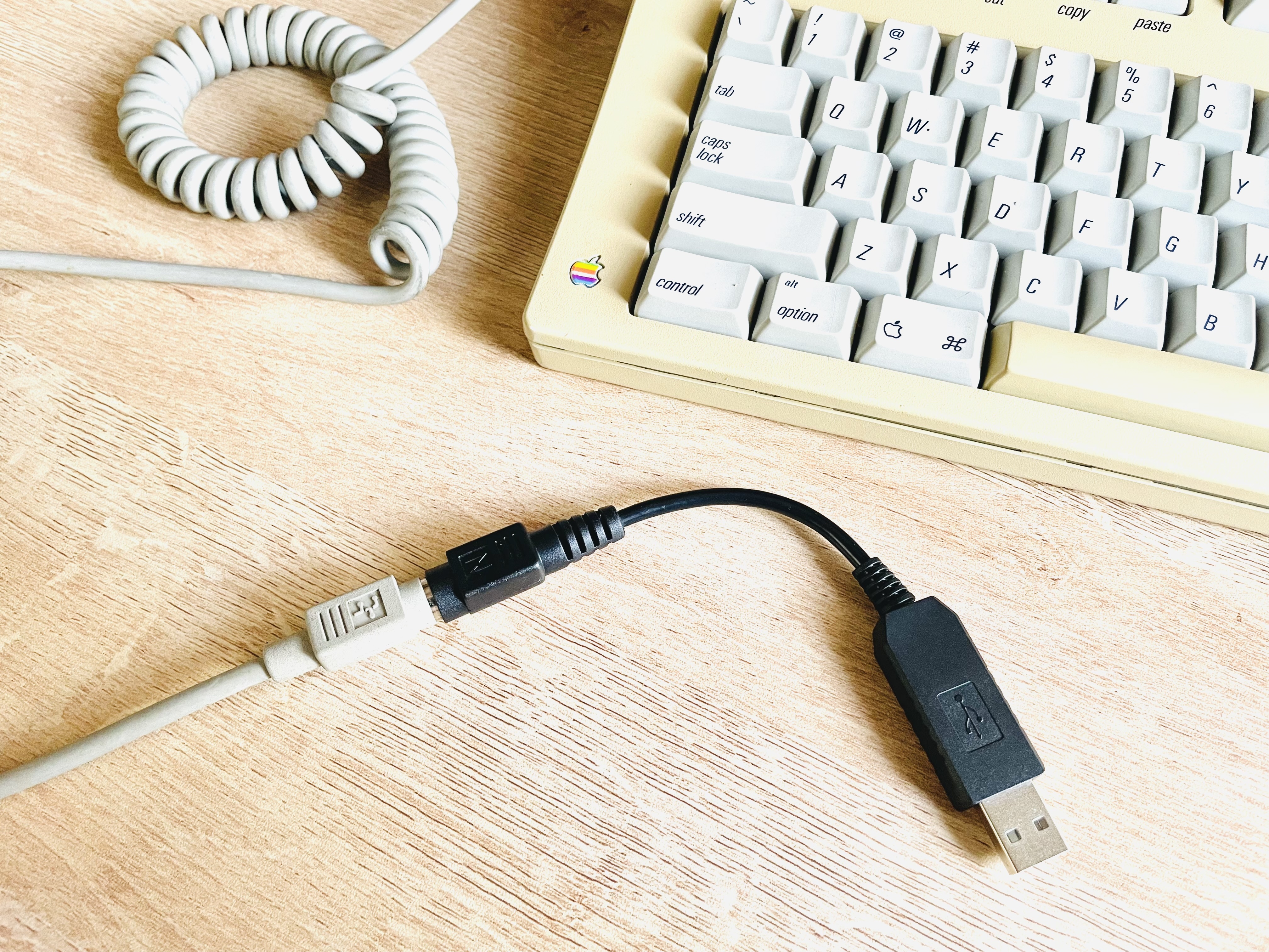 Apple Keyboard Ⅱ + ADB to USBアダプター tinkerBOY ADB Keyboard/Mouse to USB Converter with QMK