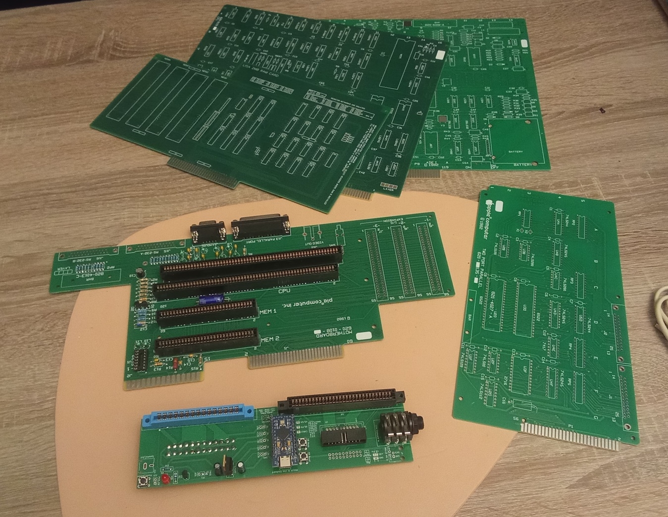 Report from the assembly of the Apple Lisa | Applefritter Report from the assembly of the Apple Lisa | Applefritter