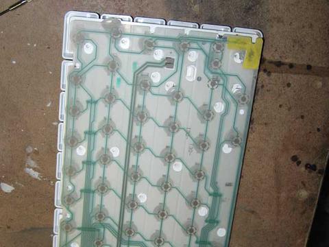 keyboard lining up the membrane sheets