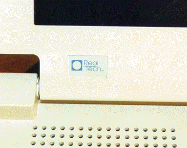 RealTech Travler - logo